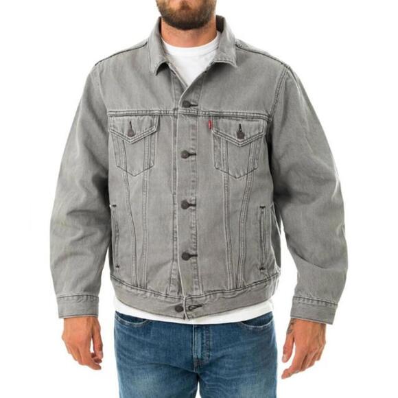 Levi's Vintage Fit Trucker-Gotta Get Trucker Jacket Size S